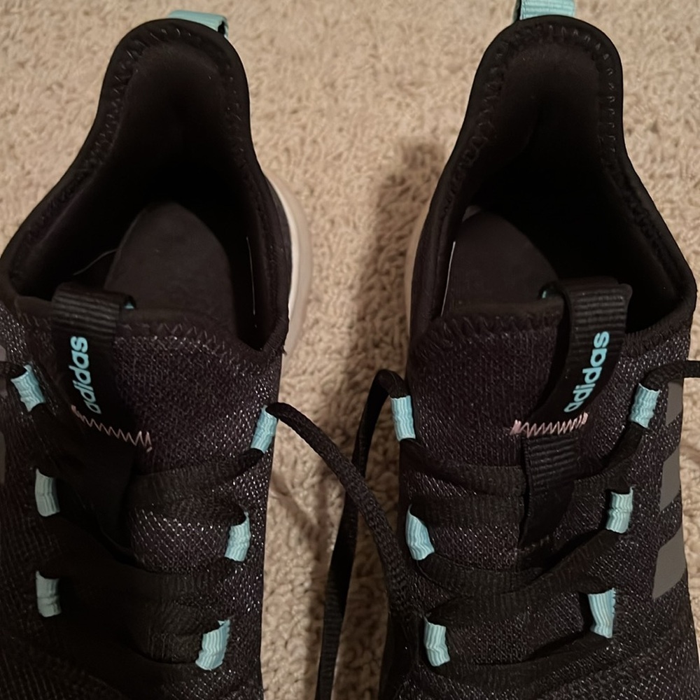 Adidas cloud foam sneaker - Picture 2 of 6